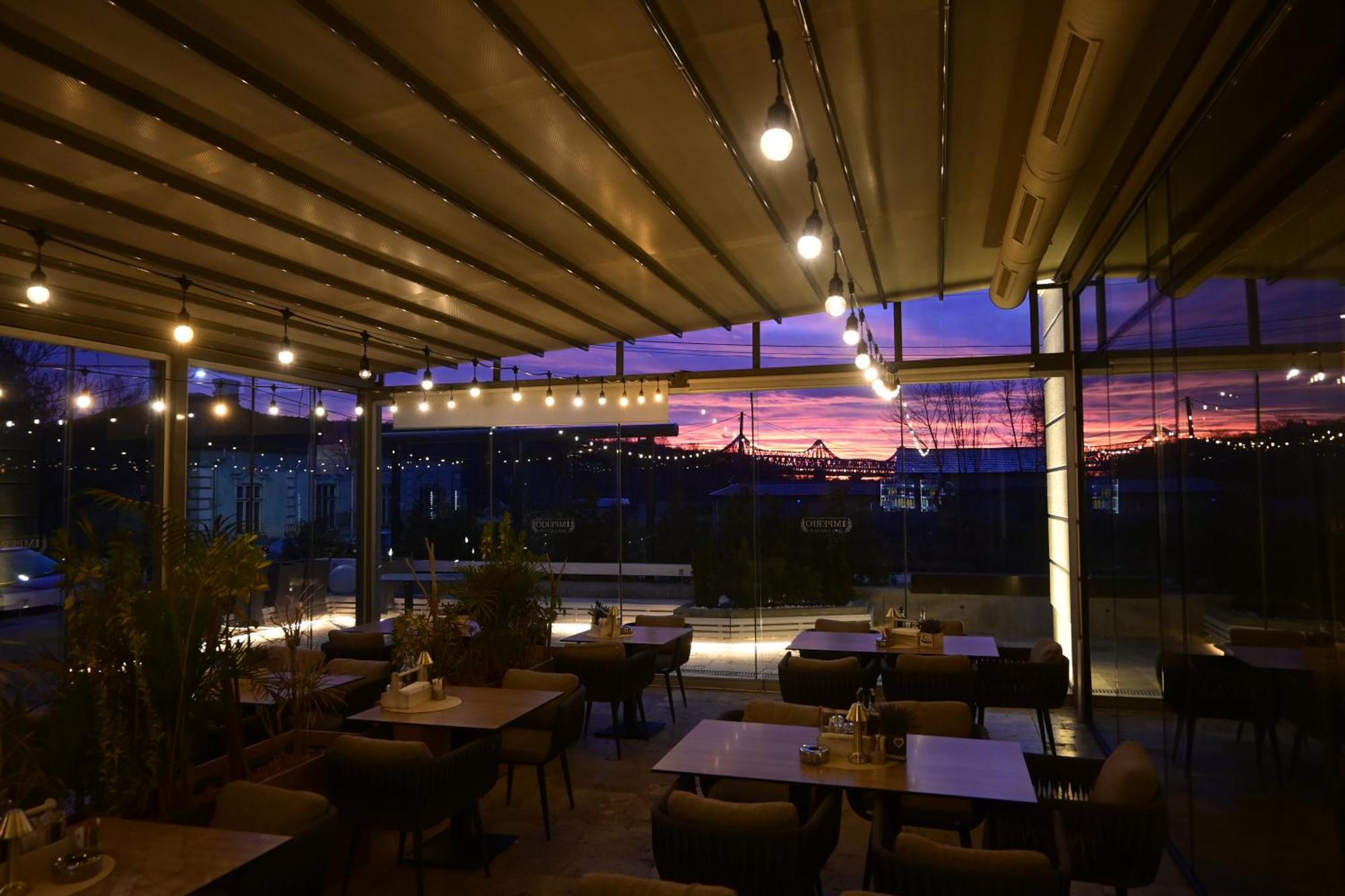 Imperio Hotel Cernavoda Luaran gambar