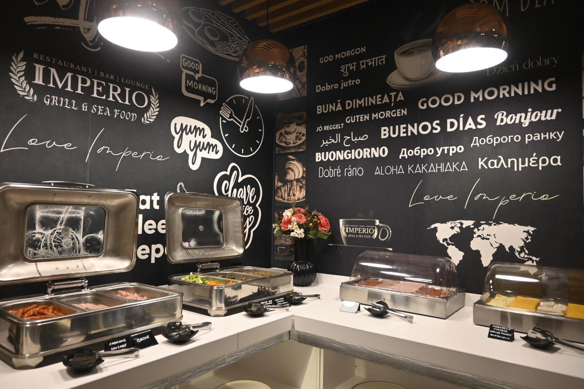 Imperio Hotel Cernavoda Luaran gambar